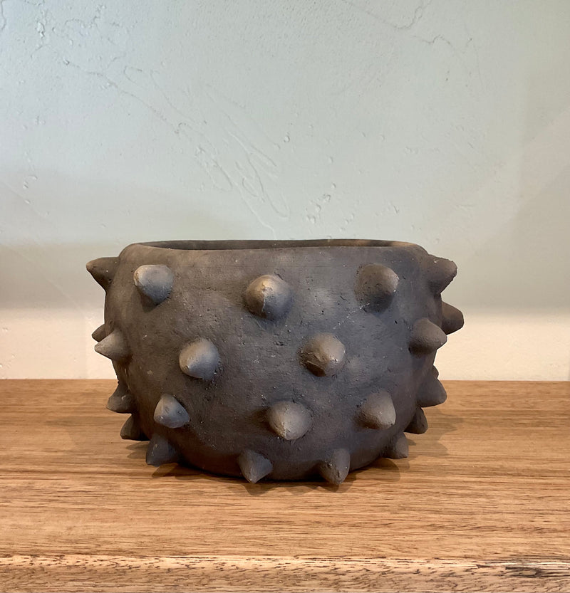 OAX Spikey Black Pot