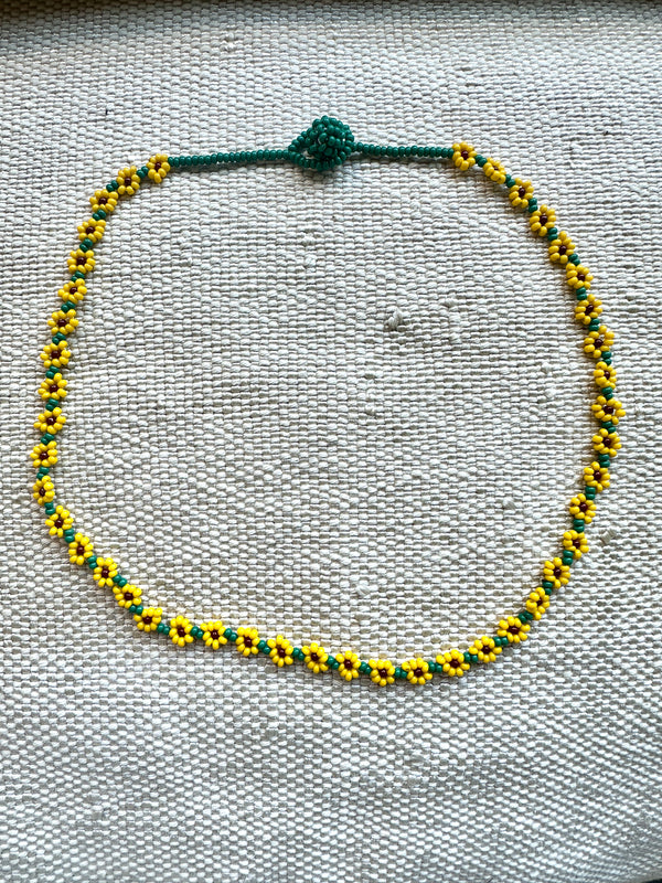 Beaded Solid Daisy Necklace +