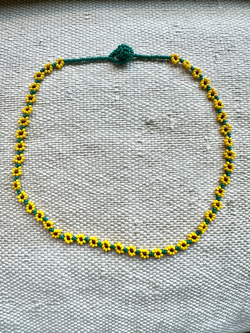Beaded Solid Daisy Necklace +