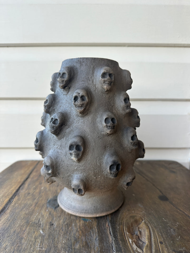 Oax Skull Bulb Vase
