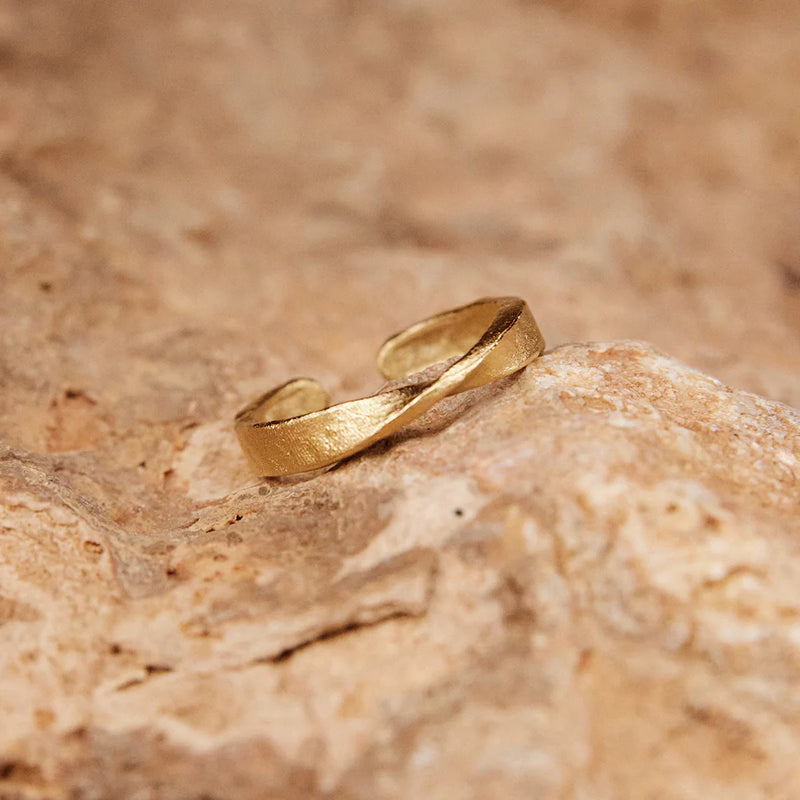Agapee Bellina Ring