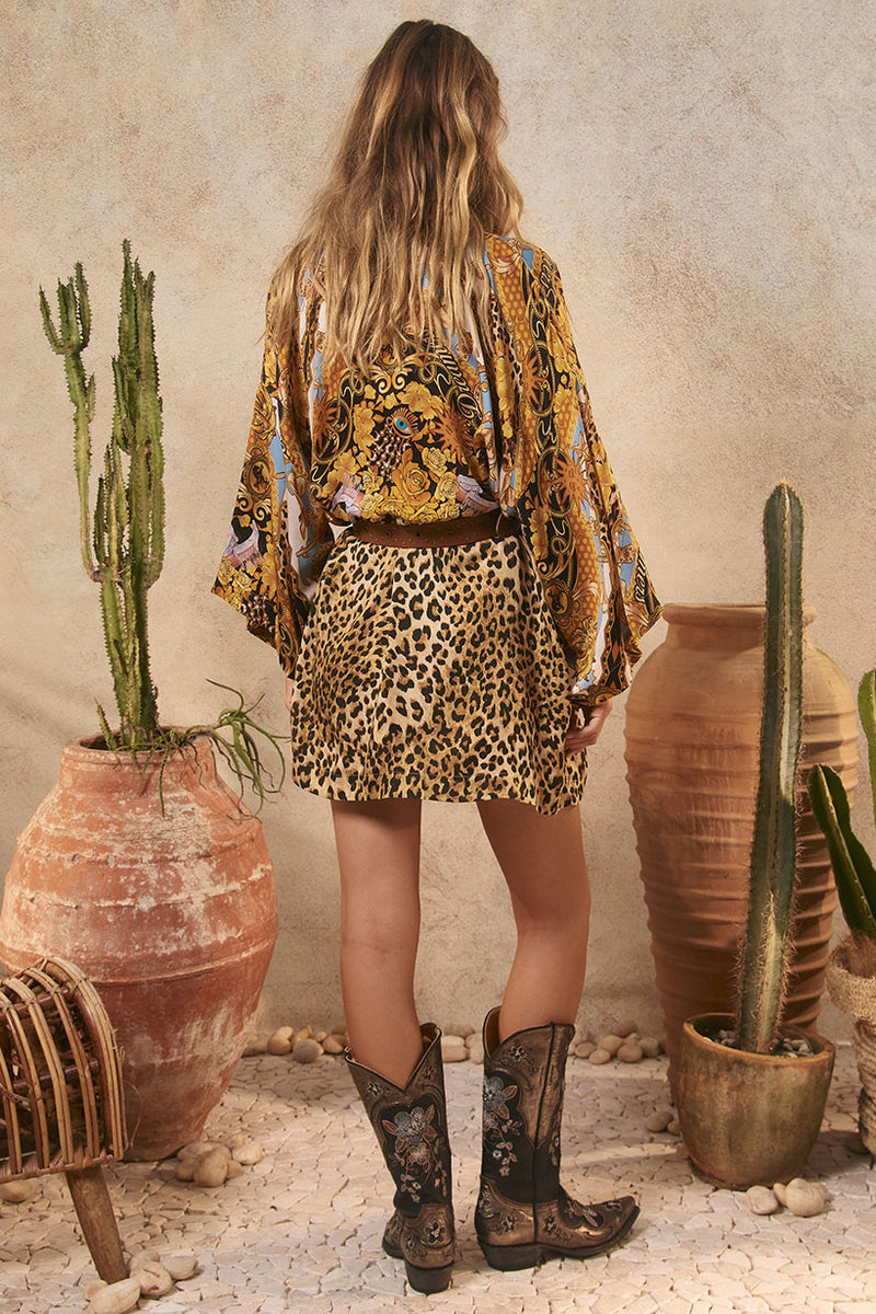 Spell Lovers & Dreamers Short Robe - Gold