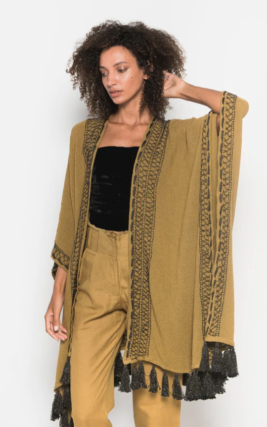 *Sale* LT Ruana Iruya Poncho