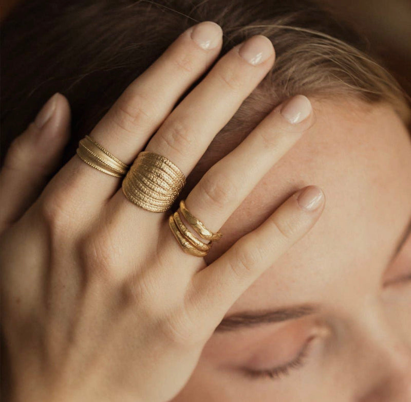 Agapé Cleo Ring